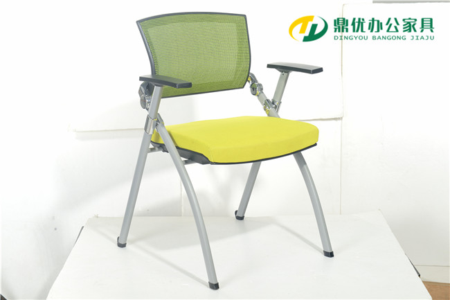 會議椅行業(yè)從“量”向“質(zhì)”的轉(zhuǎn)變 會議椅行業(yè)從“量”向“質(zhì)”的轉(zhuǎn)變